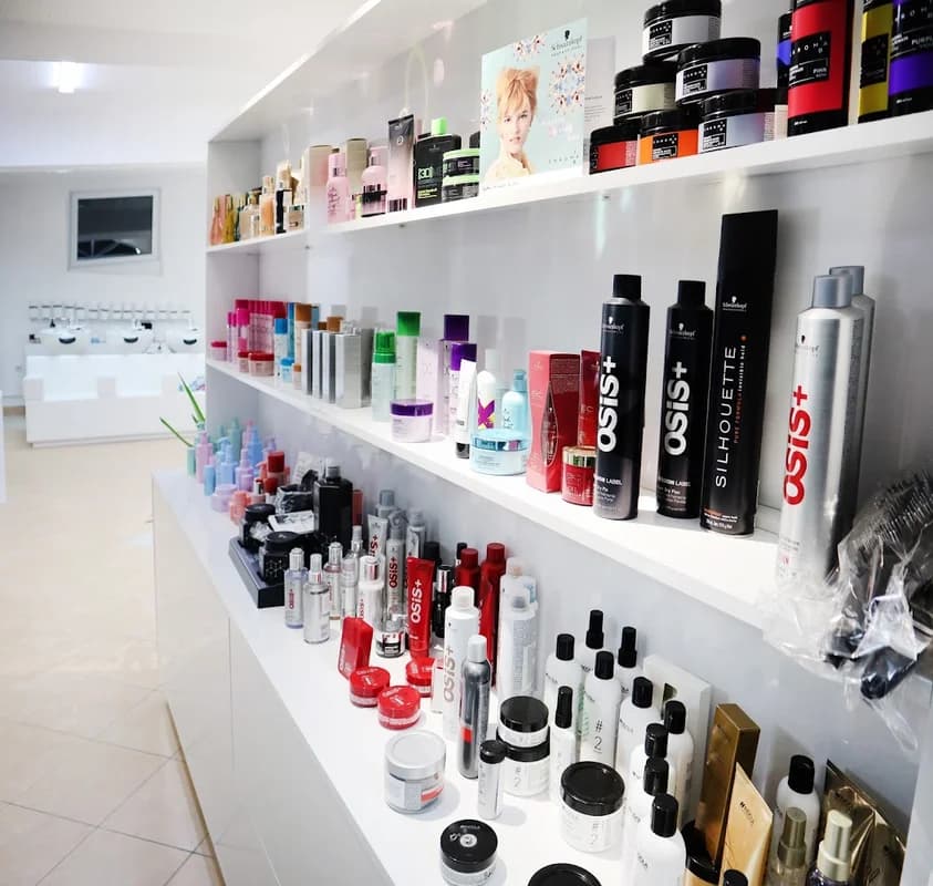 Mona Salon