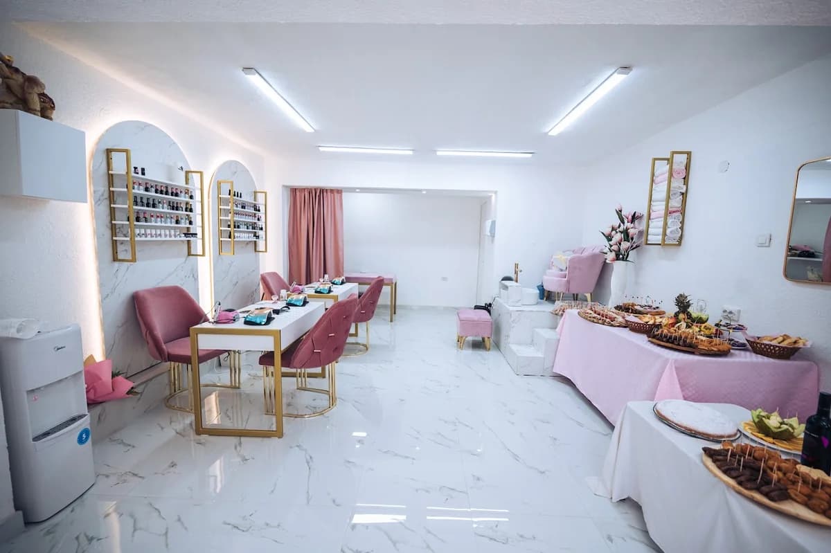 Dream Dolls Beauty Salon