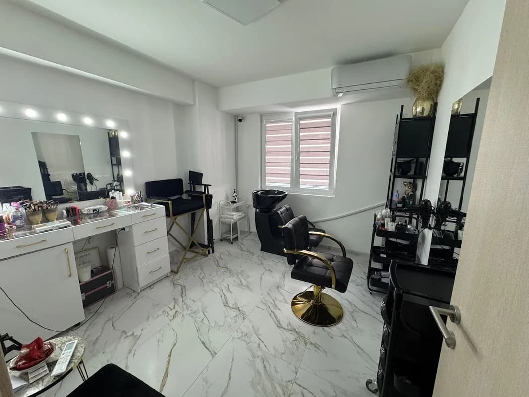 EN BEAUTY STUDIO