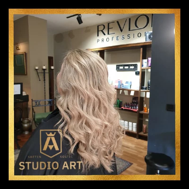 Studio Art Hair Salon 1