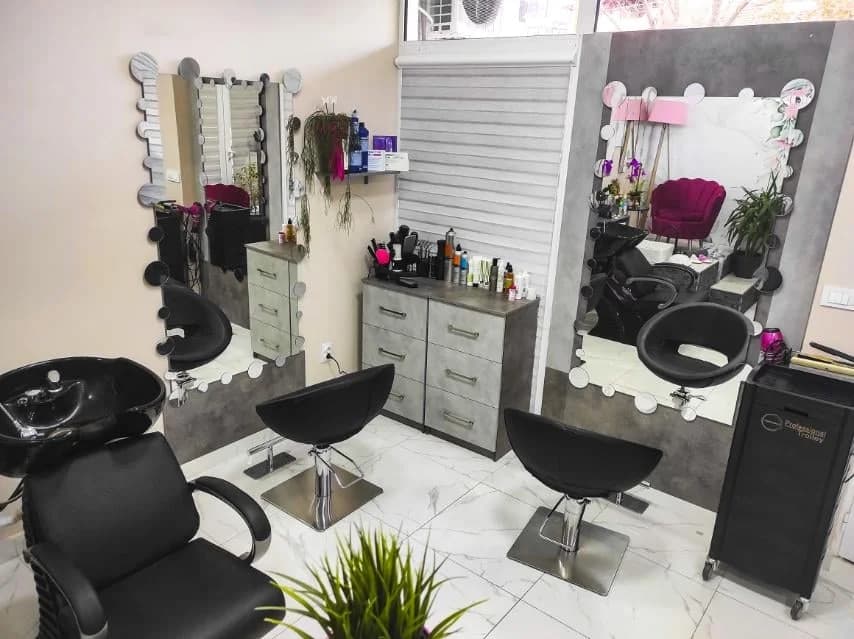 Beauty Studio Mirror