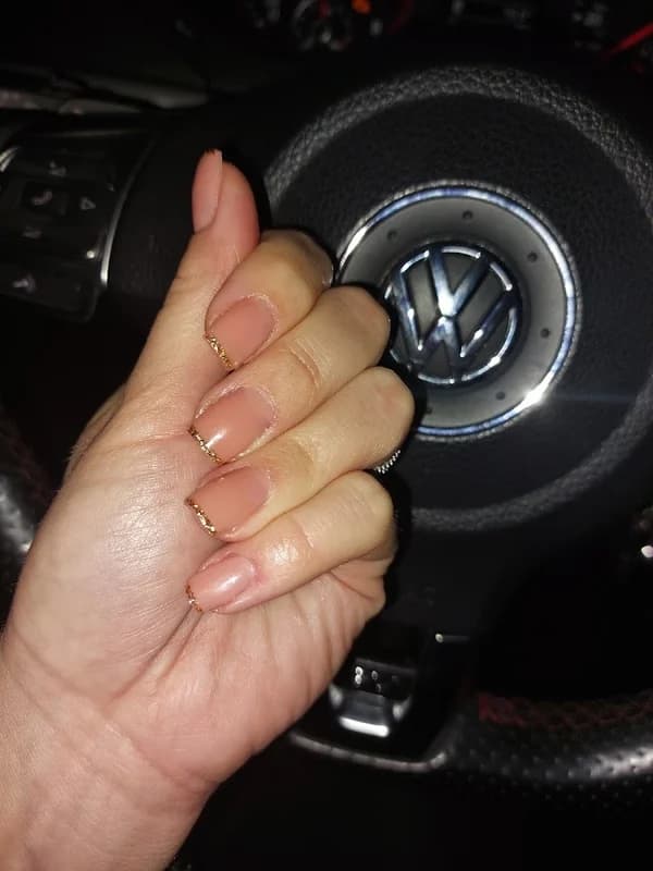 Betty Art Nail's 1