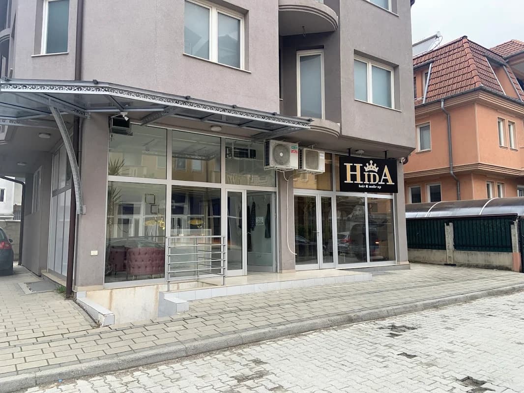 Hida Hair & Make-Up 1