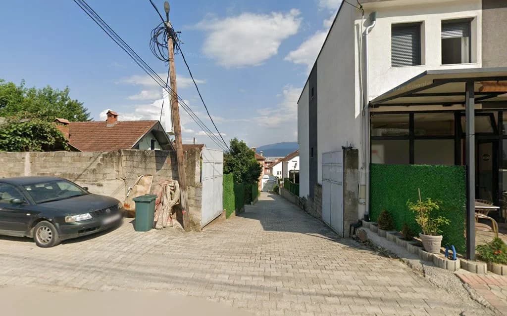 Mirzana Beauty Salon