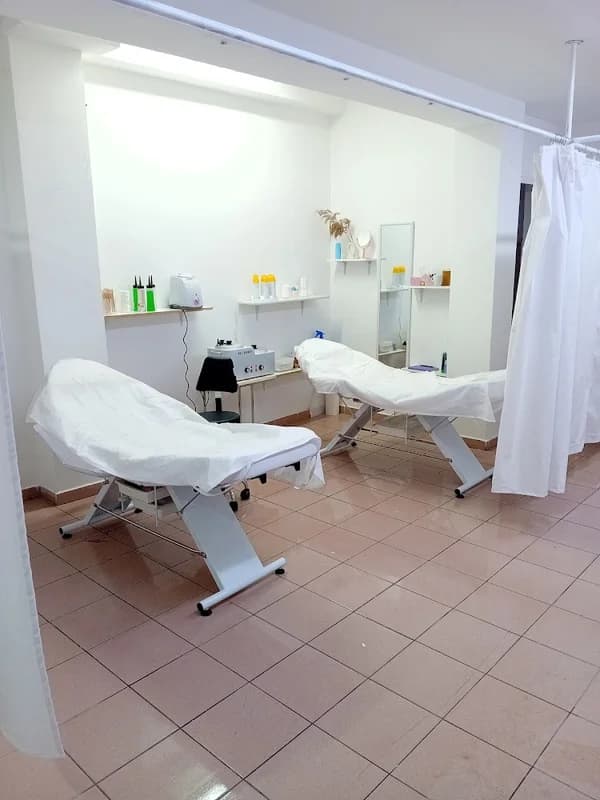 Ada beauty salon