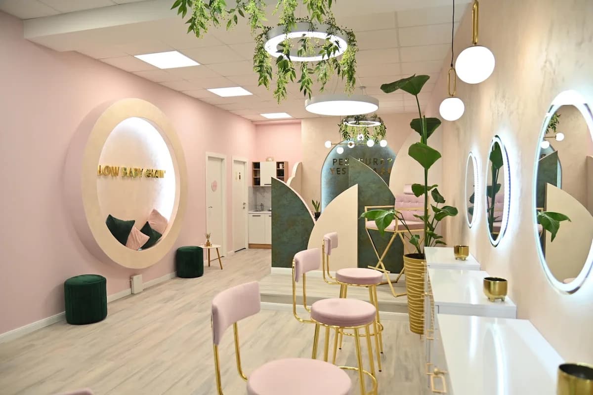 Kika makeup and beauty academy