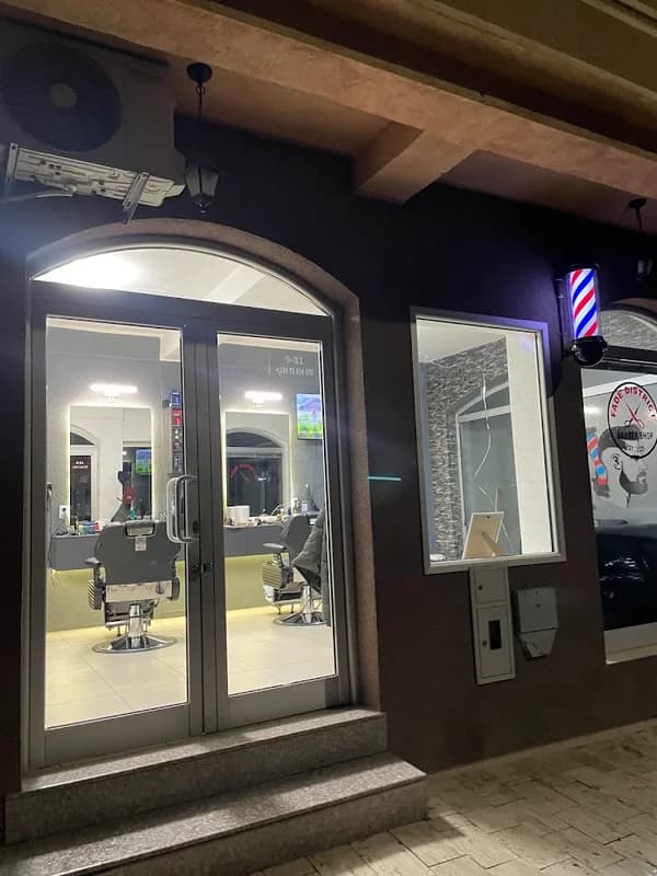 FADE DISTRICT BARBERSHOP