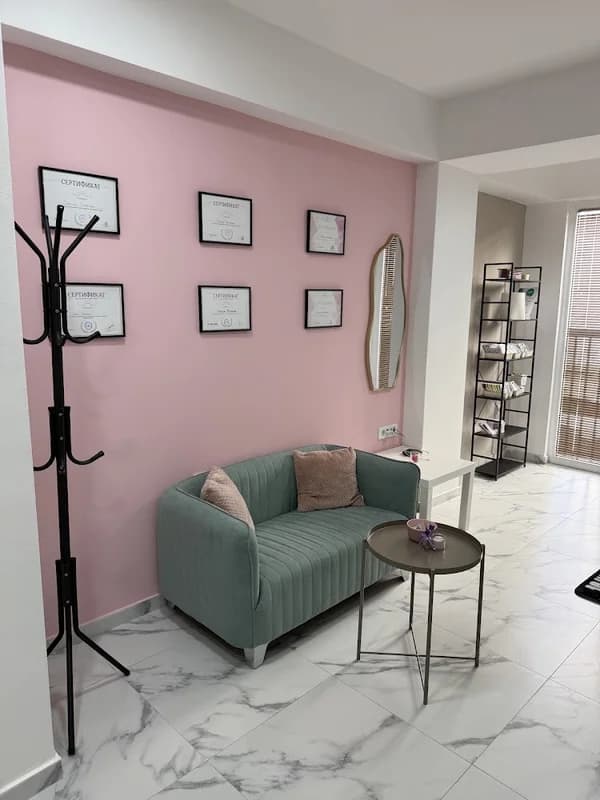 Lia Lash Studio