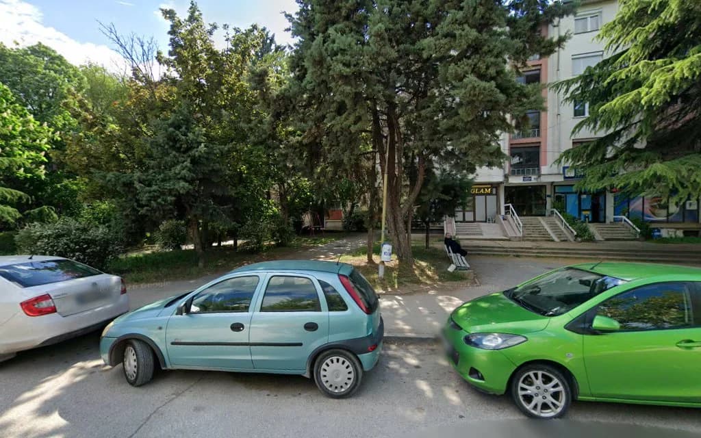 D-r Bato, Kumanovo