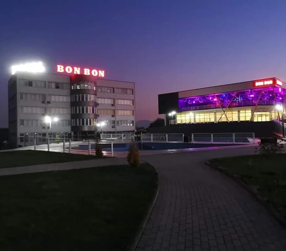 Hotel & Resort Bon Bon