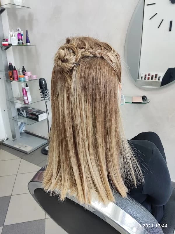 Haircut Studio Diensi 1