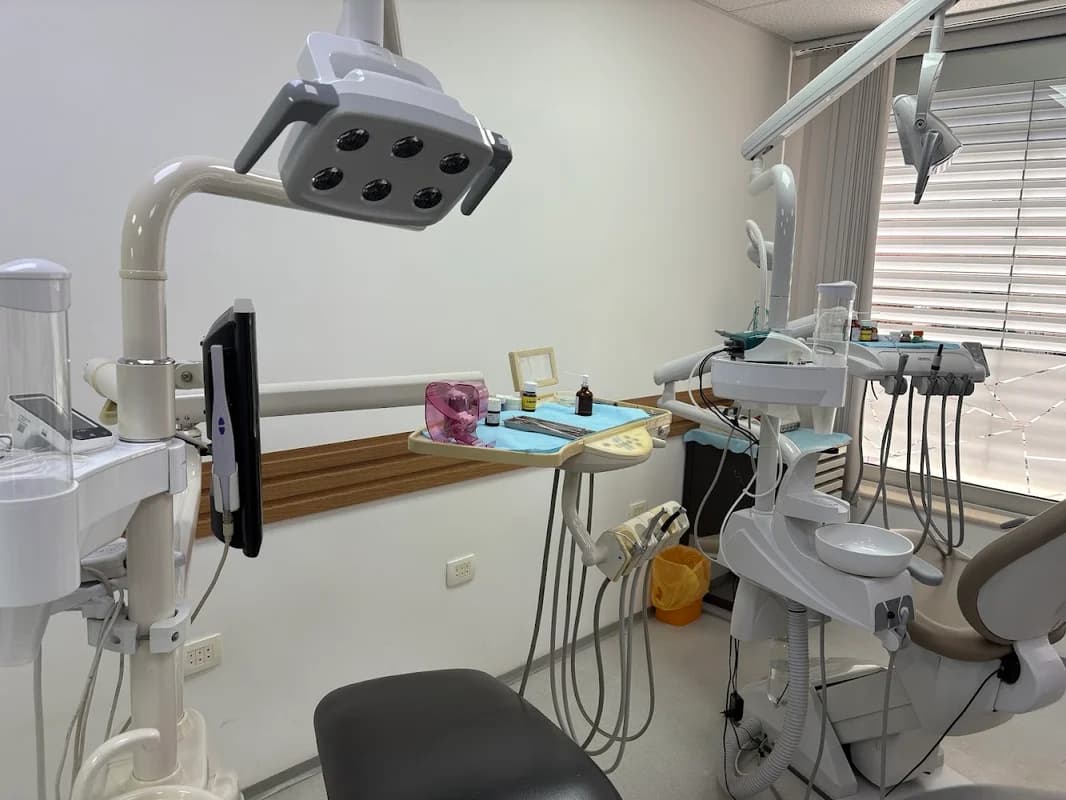 Vivadent Dental Clinic