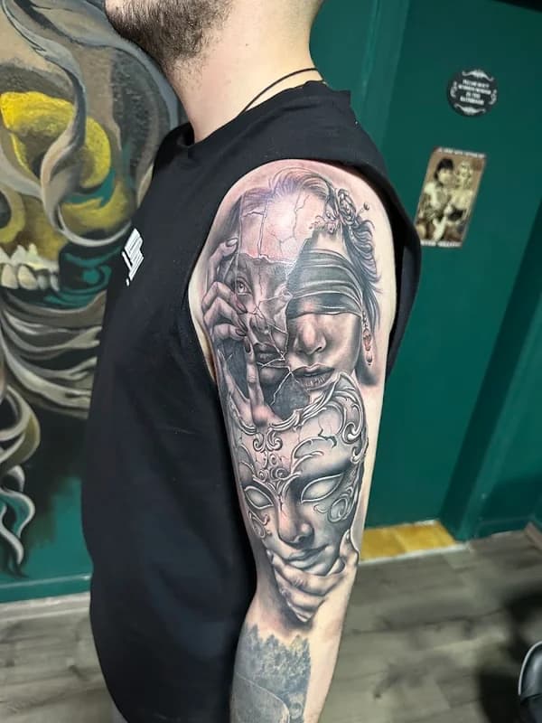 Queendark Tattoo & Piercing