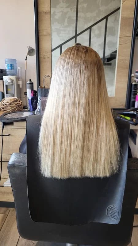 Daniel Nikolovski Hair & Make Up Studio