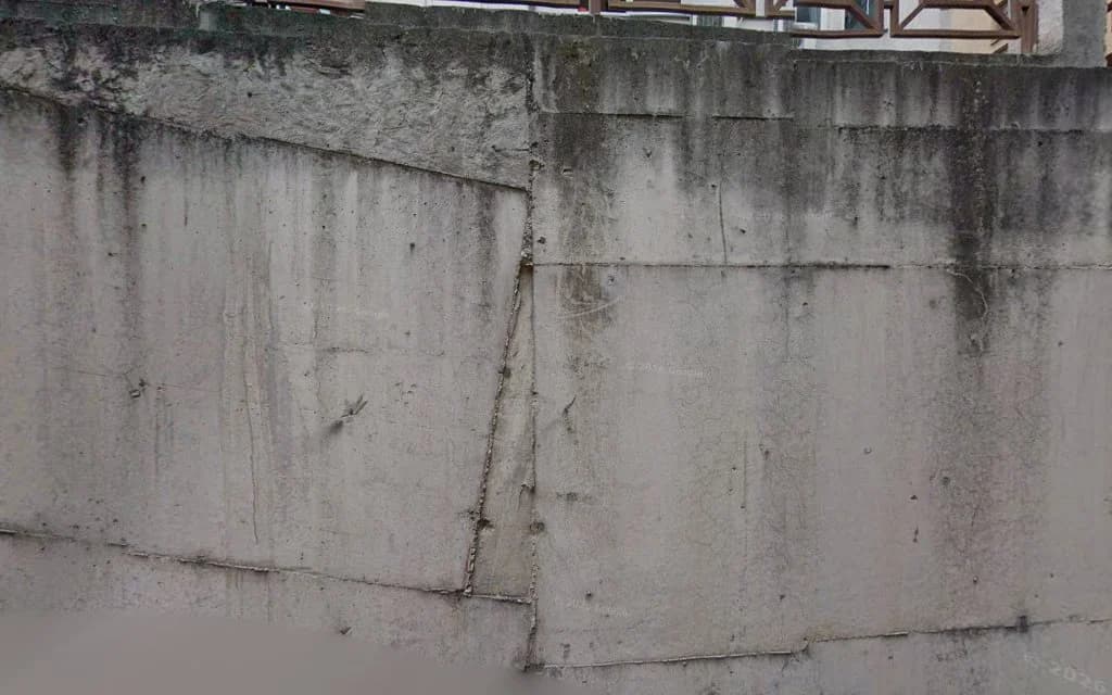 PHI Iskra Dent / ПЗУ Искра Дент 1