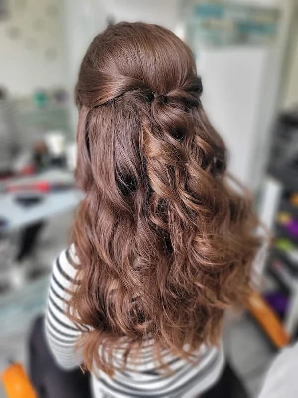 Hairdresser Studio Sarm Suzi