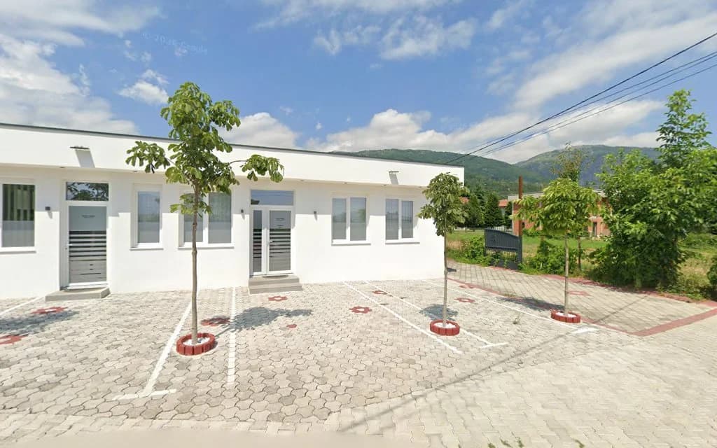 Dr Gëzim Nuredini